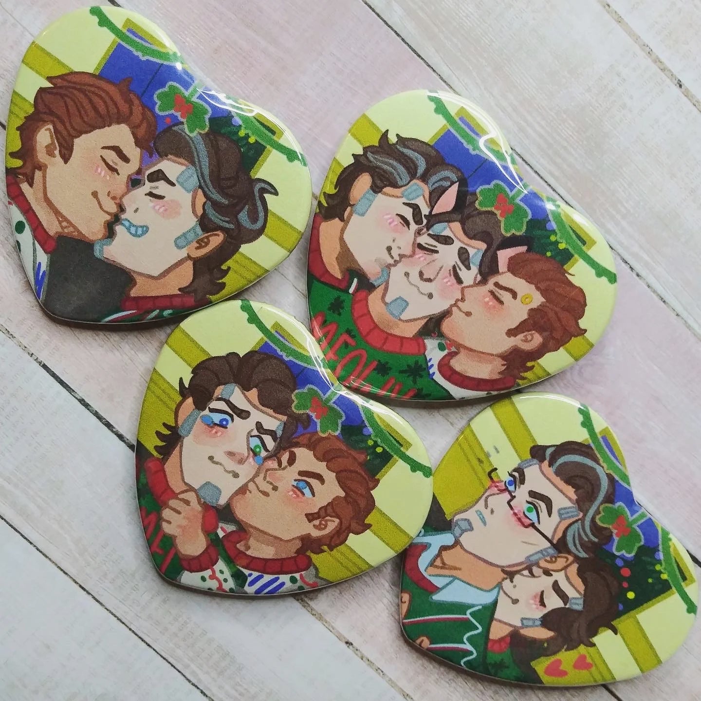 Rhackothy Kiss-mas Heart Buttons!