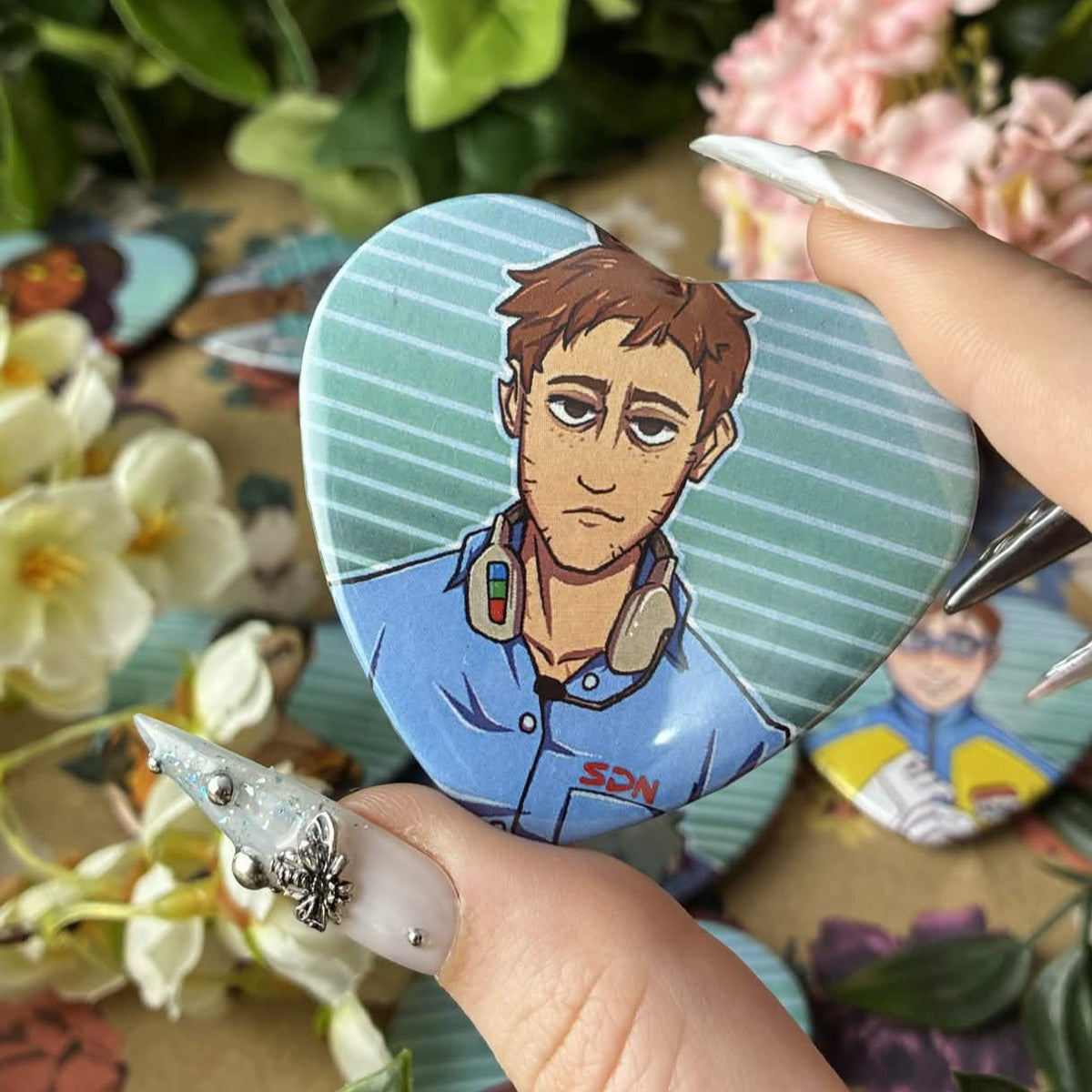 Heroic Phone Operator Heart Buttons!